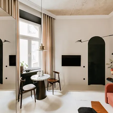 Stylish Close To Wawel, Old Town Studio, Main Sq. 3 Min Apartment *